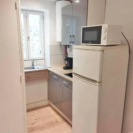 Budgetbnb - Au Calme - 17m2 - Proche St Anne - Zenith Omega Apartamento